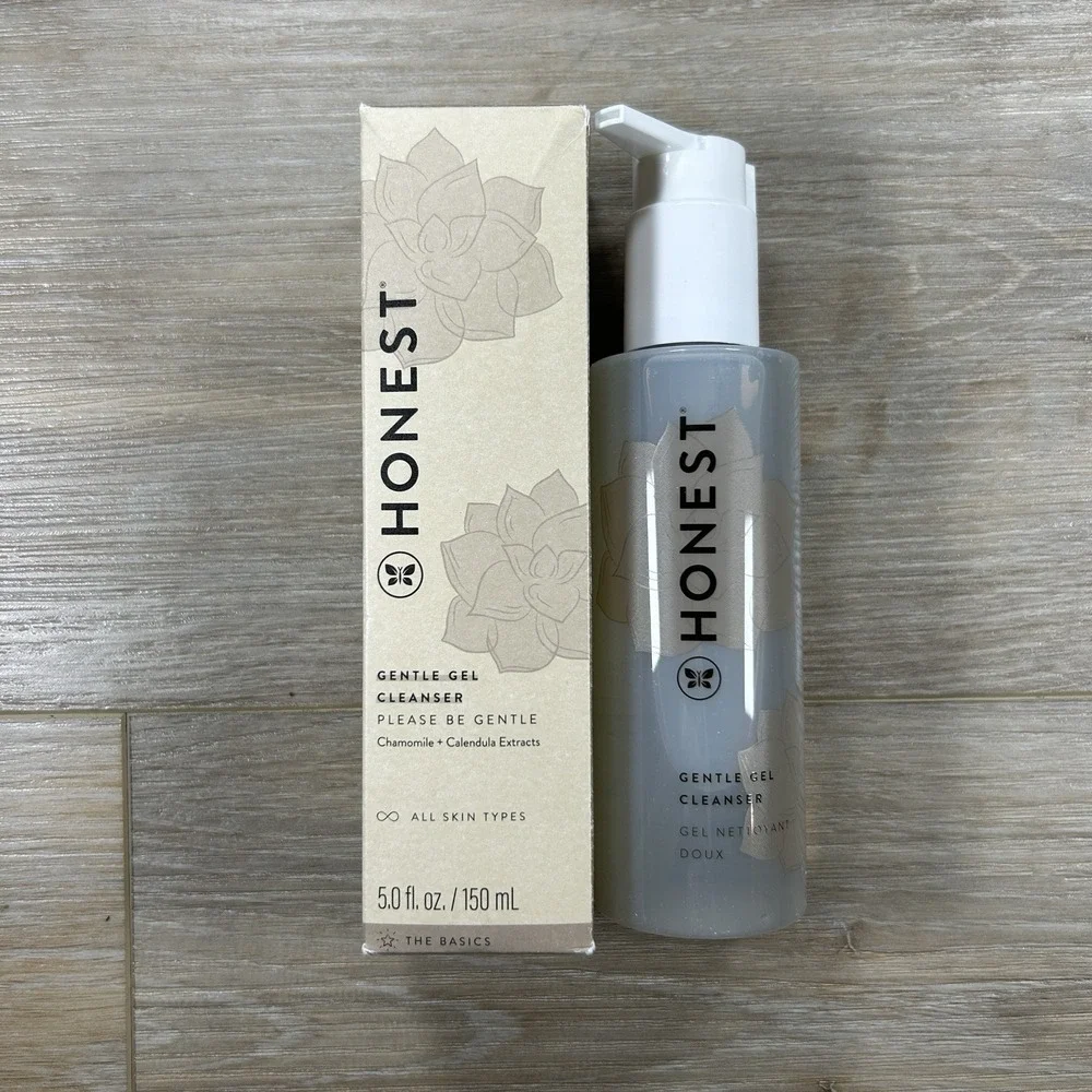 HONEST Gentle Gel Face Cleanser Chamomile & Calendula All Skin Types 5 fl oz NEW